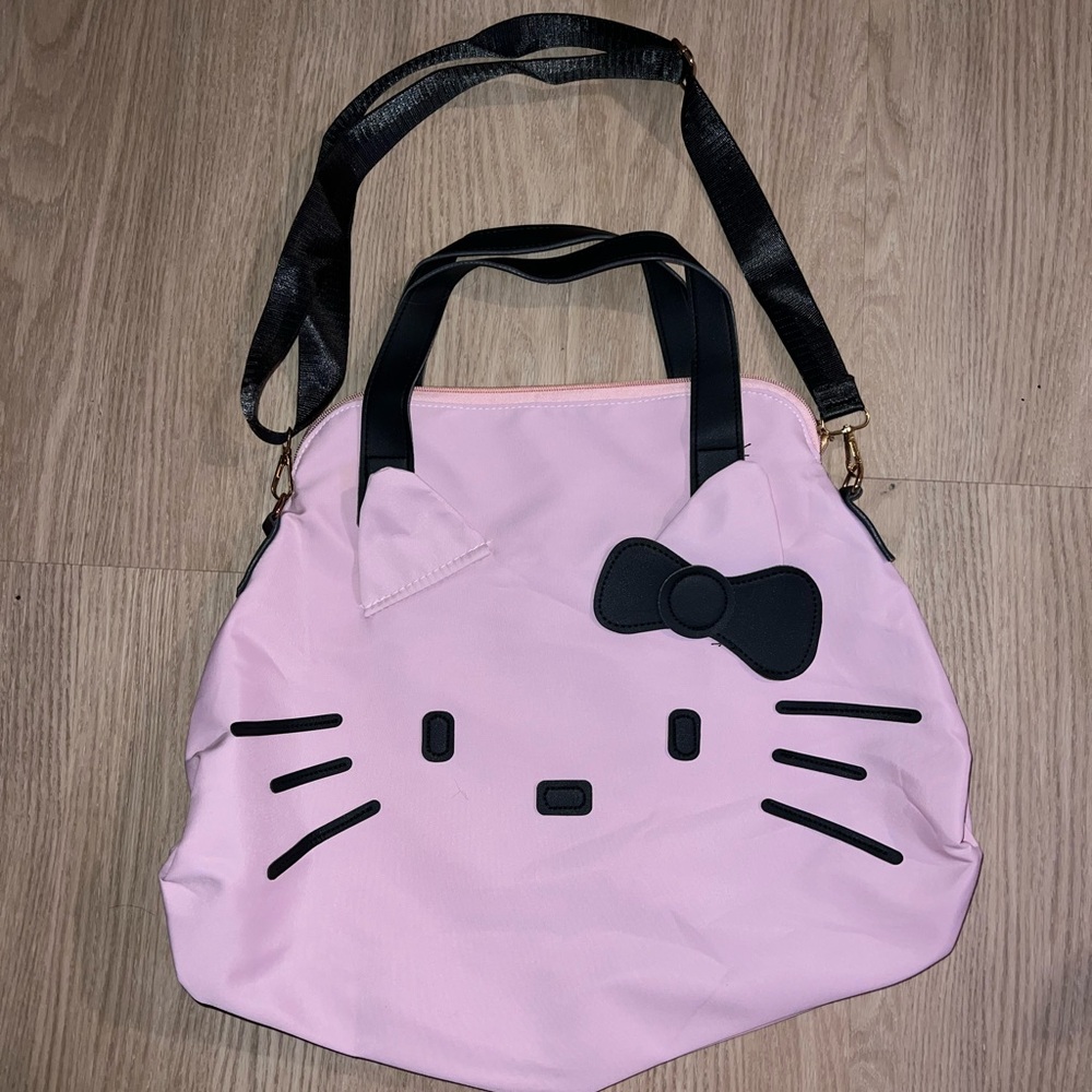 BADDIE hello kitty bag